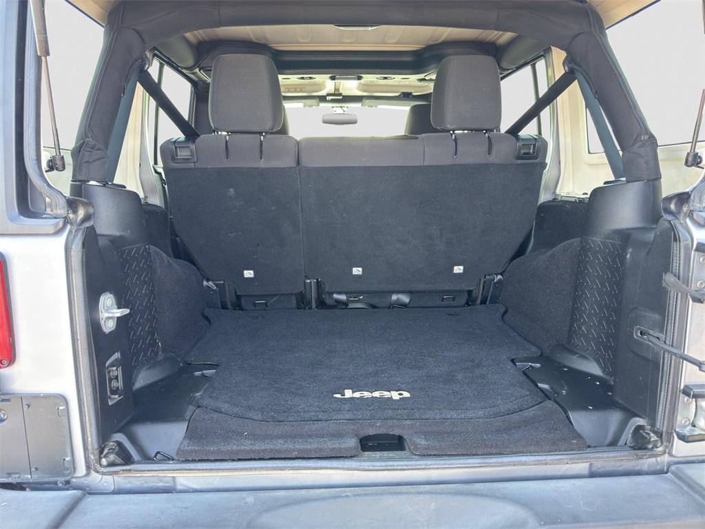 used 2015 Jeep Wrangler Unlimited car, priced at $17,995