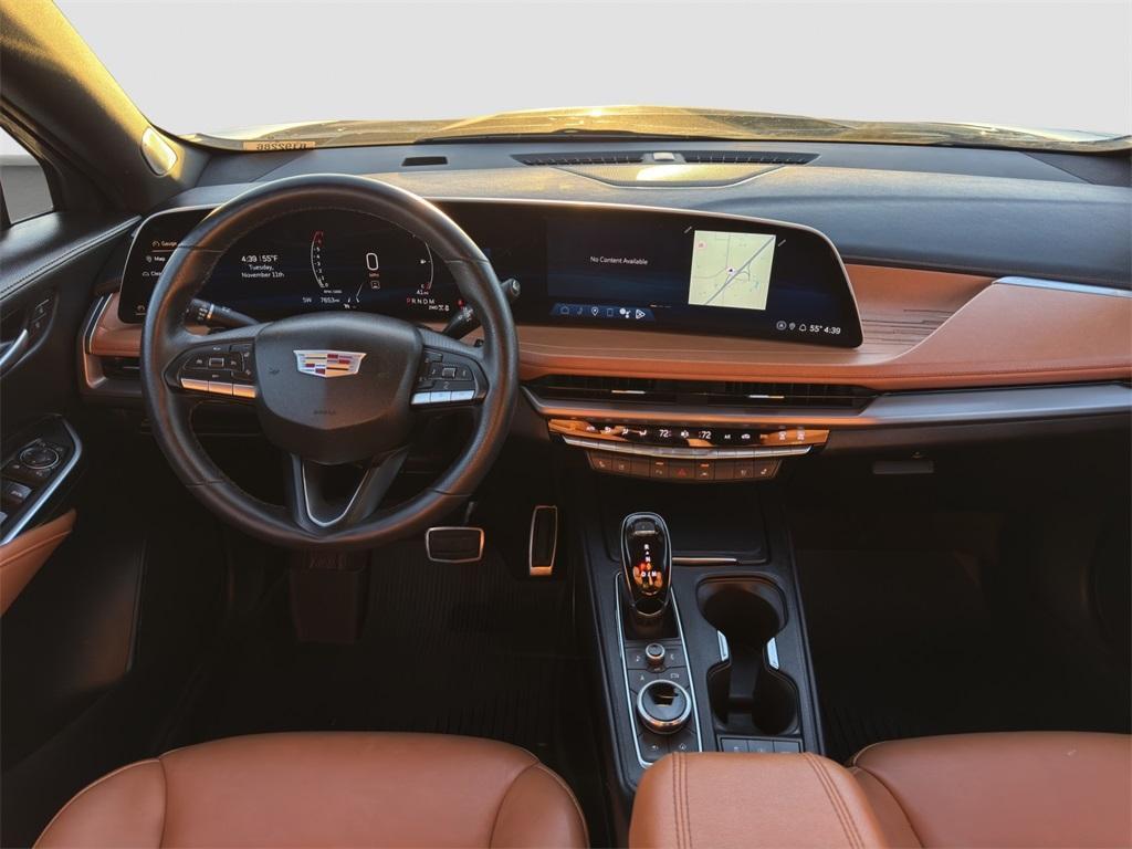 used 2024 Cadillac XT4 car, priced at $35,992