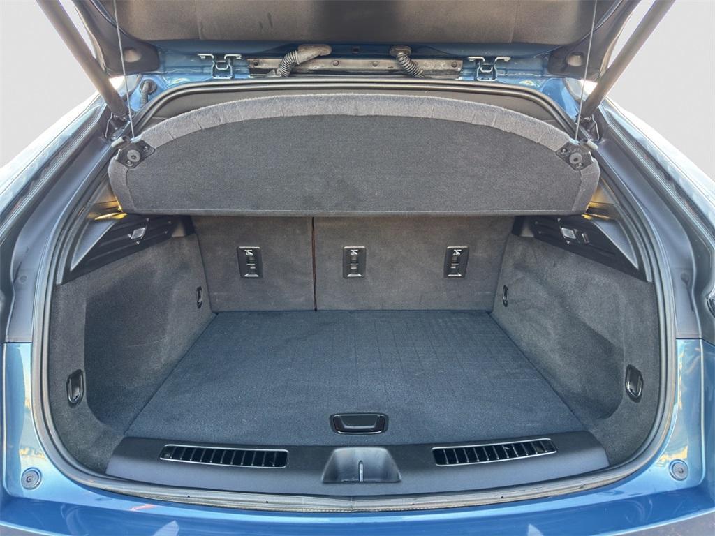 used 2024 Cadillac XT4 car, priced at $35,992