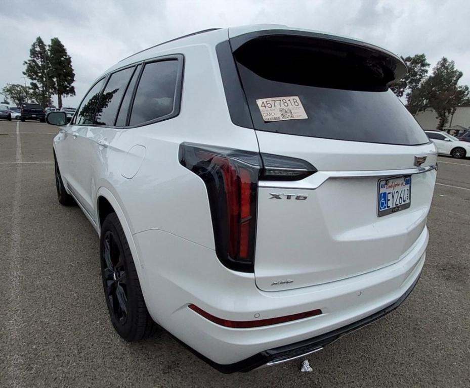 used 2022 Cadillac XT6 car, priced at $37,995