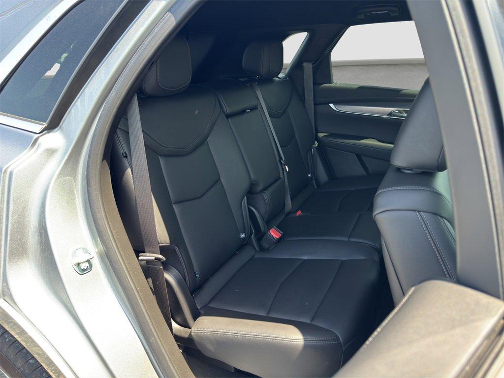 used 2024 Cadillac XT5 car, priced at $37,994
