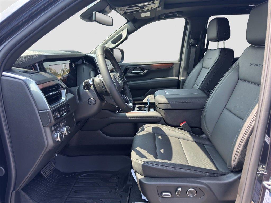 new 2025 GMC Yukon car, priced at $85,055