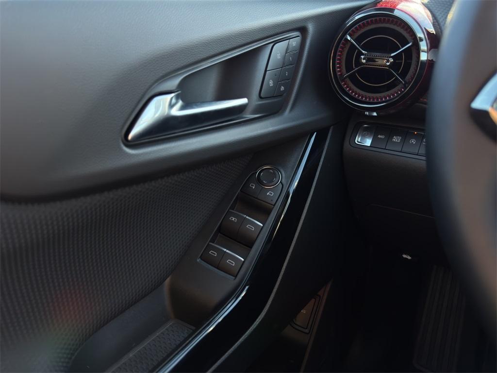 used 2025 Chevrolet Equinox car, priced at $32,204