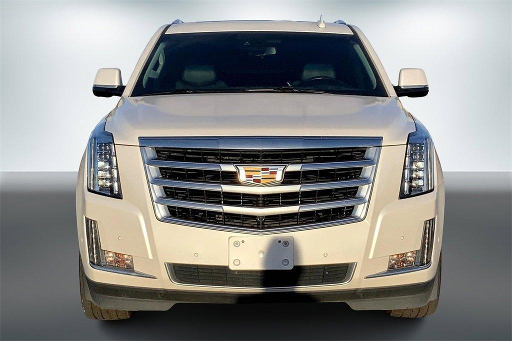 used 2017 Cadillac Escalade ESV car, priced at $23,398