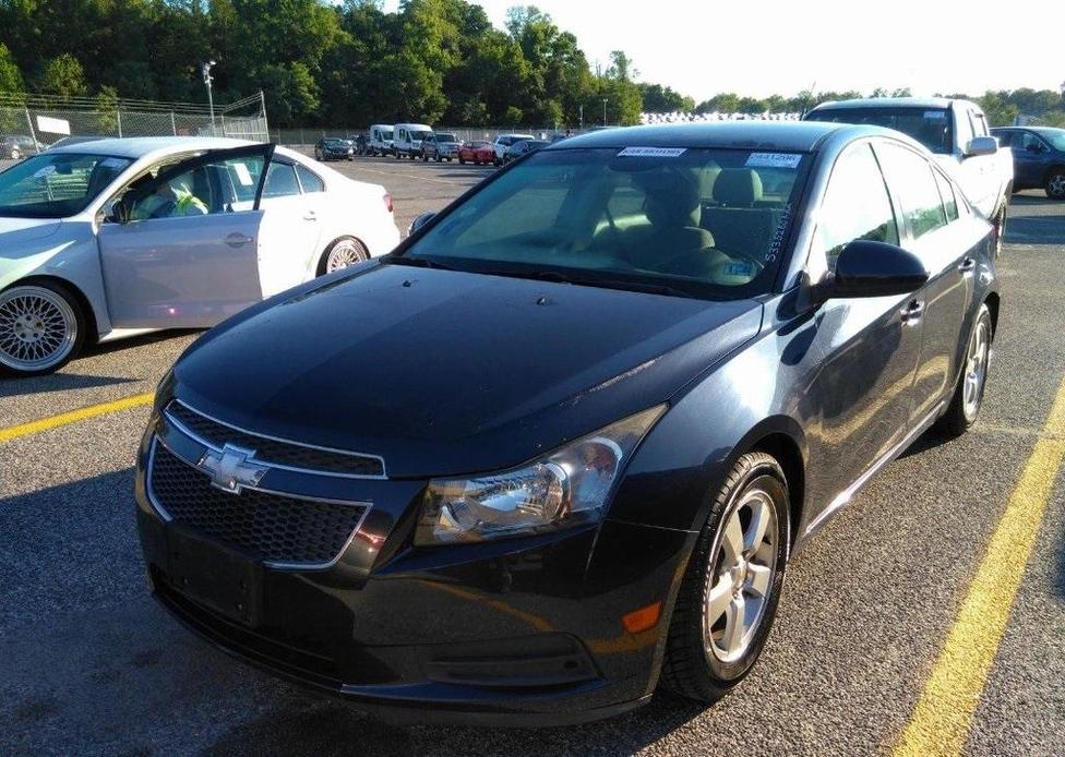 used 2014 Chevrolet Cruze car, priced at $8,333