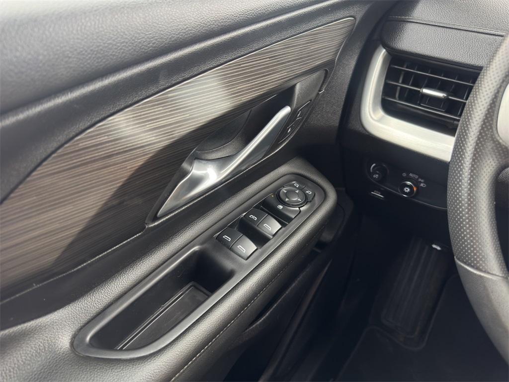 used 2024 GMC Terrain car, priced at $23,432