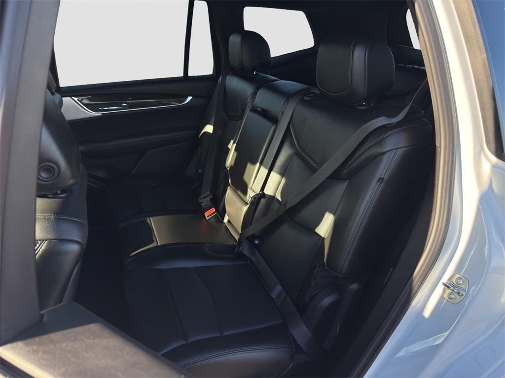 used 2024 Cadillac XT6 car, priced at $46,859