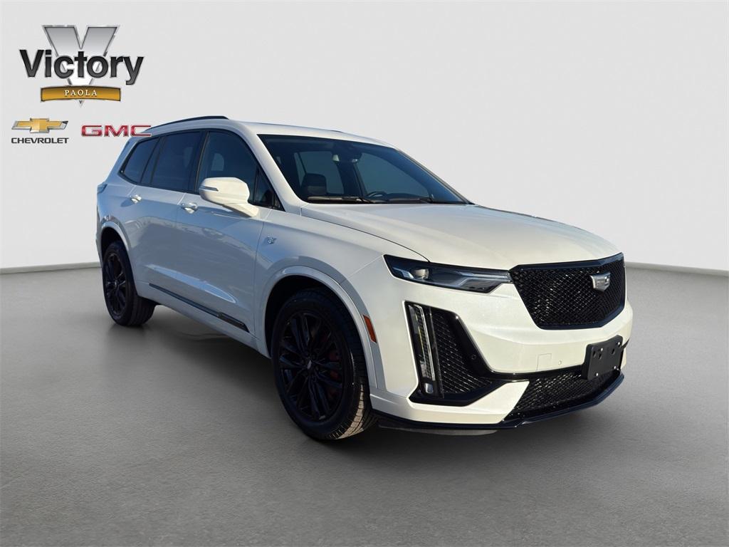 used 2024 Cadillac XT6 car, priced at $46,859
