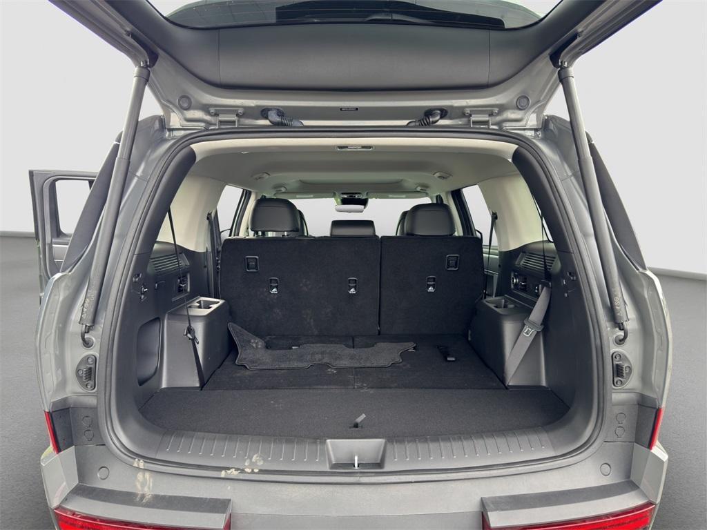 used 2024 Hyundai Santa Fe car, priced at $33,339
