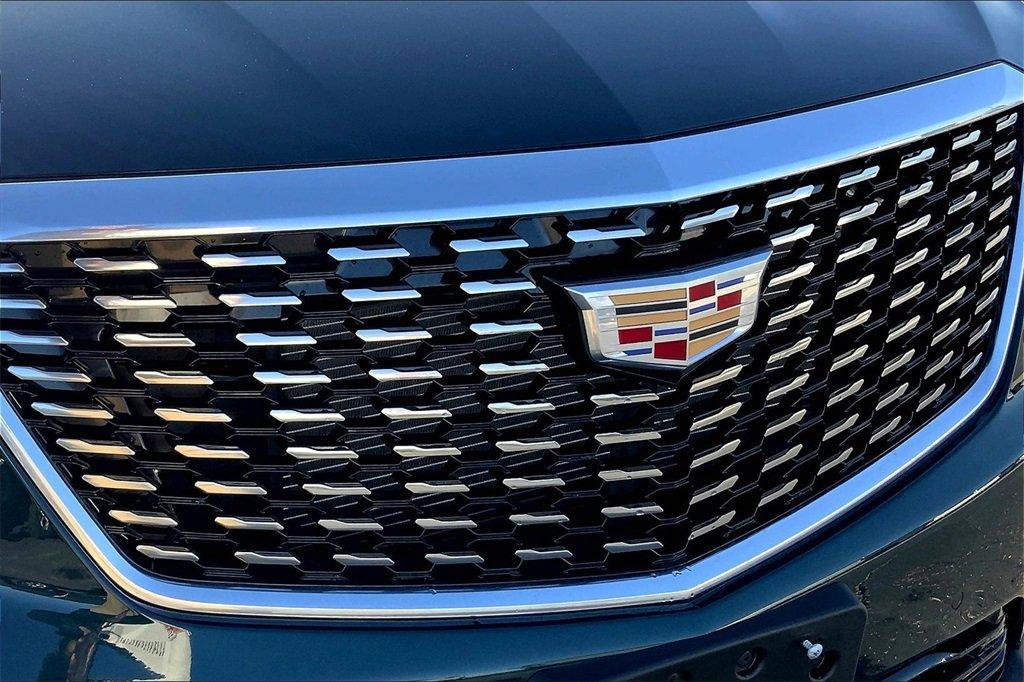 used 2024 Cadillac XT5 car, priced at $35,995