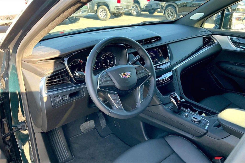 used 2024 Cadillac XT5 car, priced at $38,840