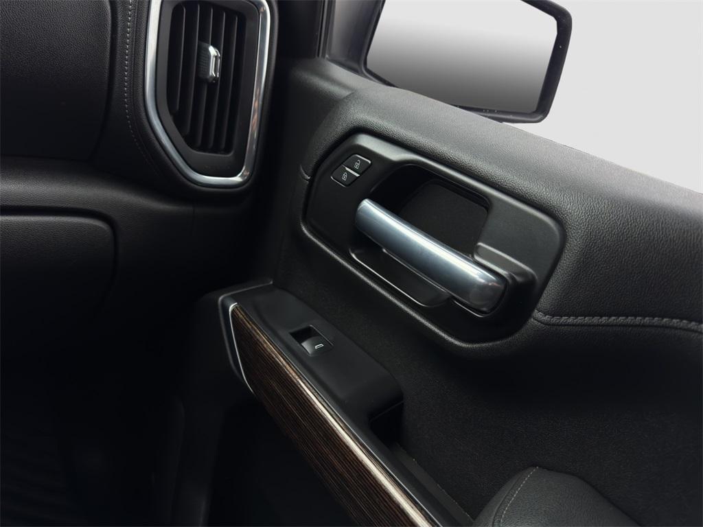 used 2021 GMC Sierra 1500 car, priced at $28,489