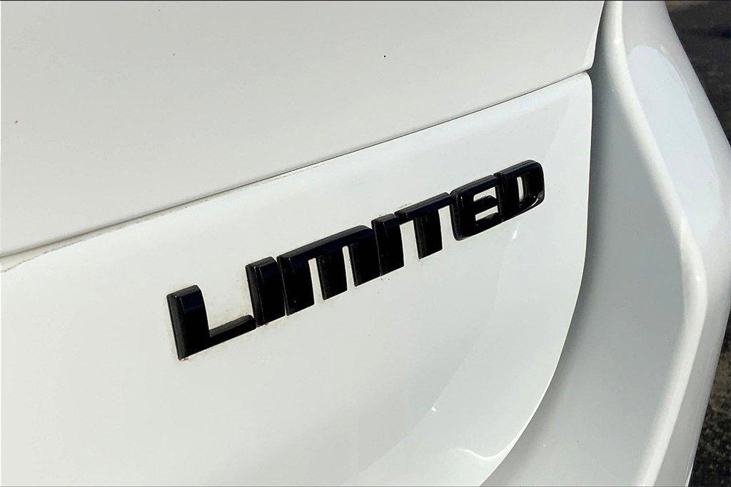 used 2022 Jeep Grand Cherokee L car, priced at $31,594