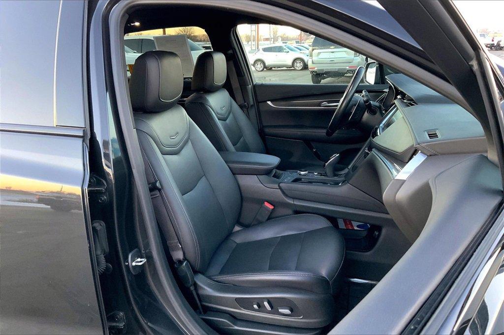 used 2020 Cadillac XT5 car, priced at $27,995