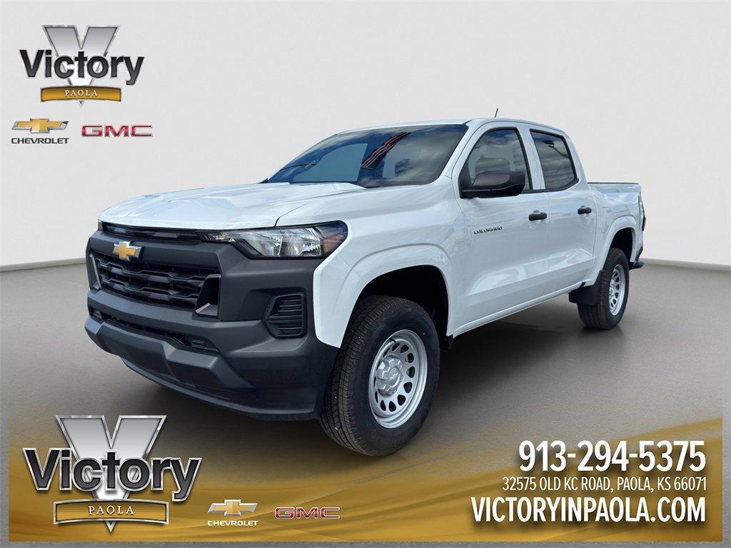 new 2025 Chevrolet Colorado car, priced at $30,995