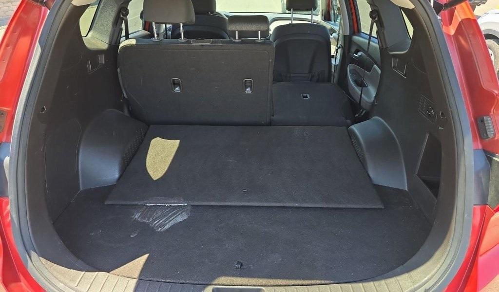 used 2020 Hyundai Santa Fe car, priced at $17,499