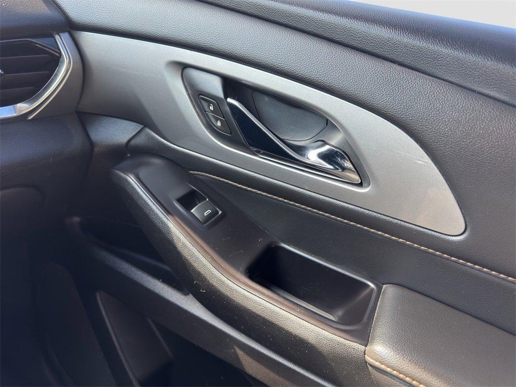 used 2020 Chevrolet Traverse car, priced at $17,995