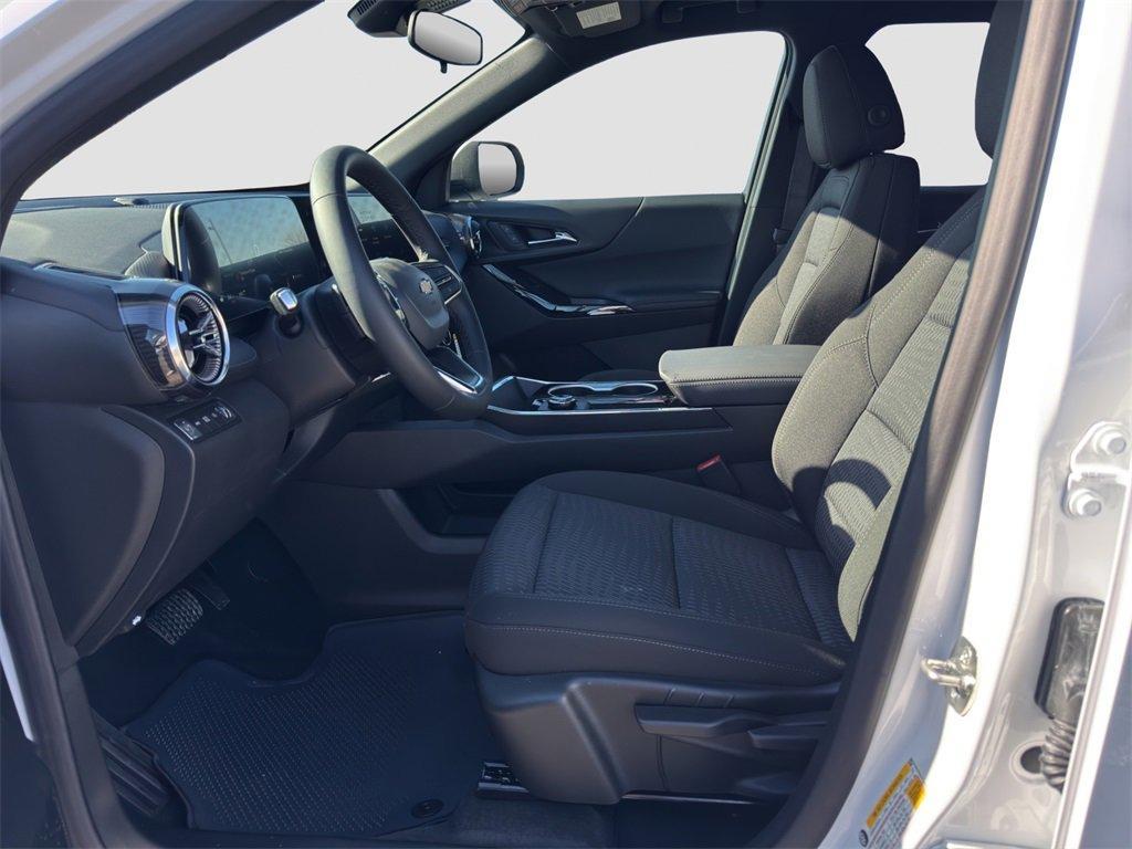 new 2026 Chevrolet Equinox car, priced at $31,860