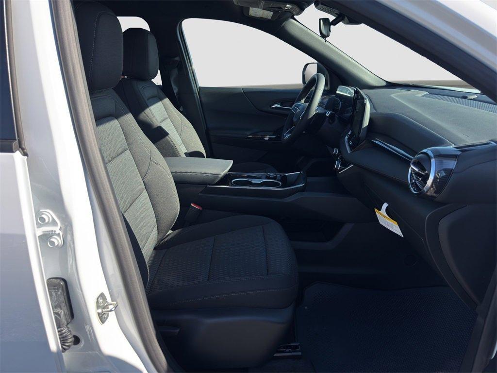 new 2026 Chevrolet Equinox car, priced at $31,860