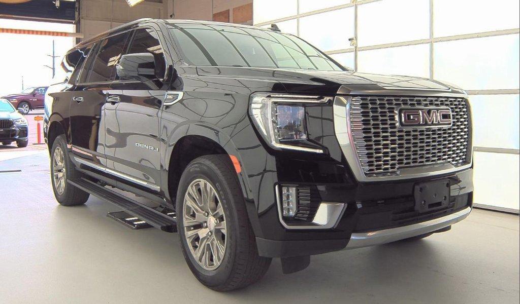 used 2021 GMC Yukon XL car, priced at $55,887