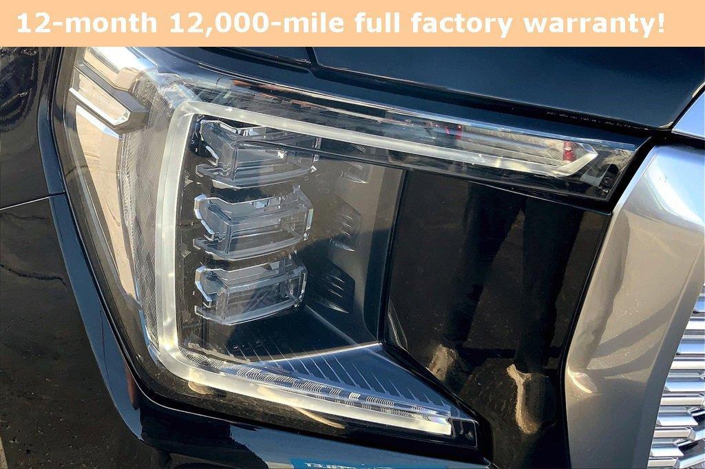 used 2022 GMC Yukon XL car, priced at $48,915