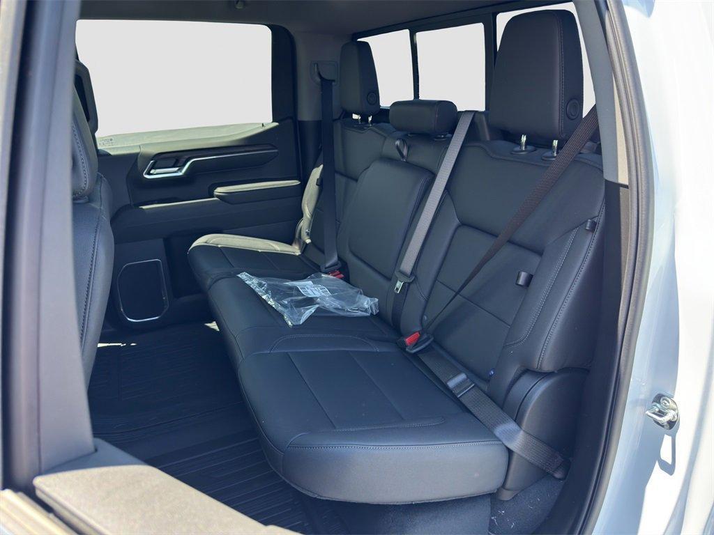 new 2025 GMC Sierra 1500 car, priced at $58,049