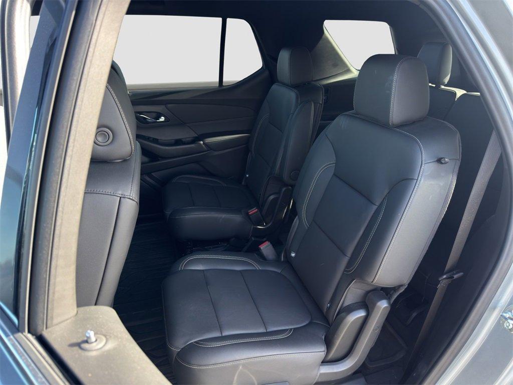 used 2023 Chevrolet Traverse car, priced at $34,288
