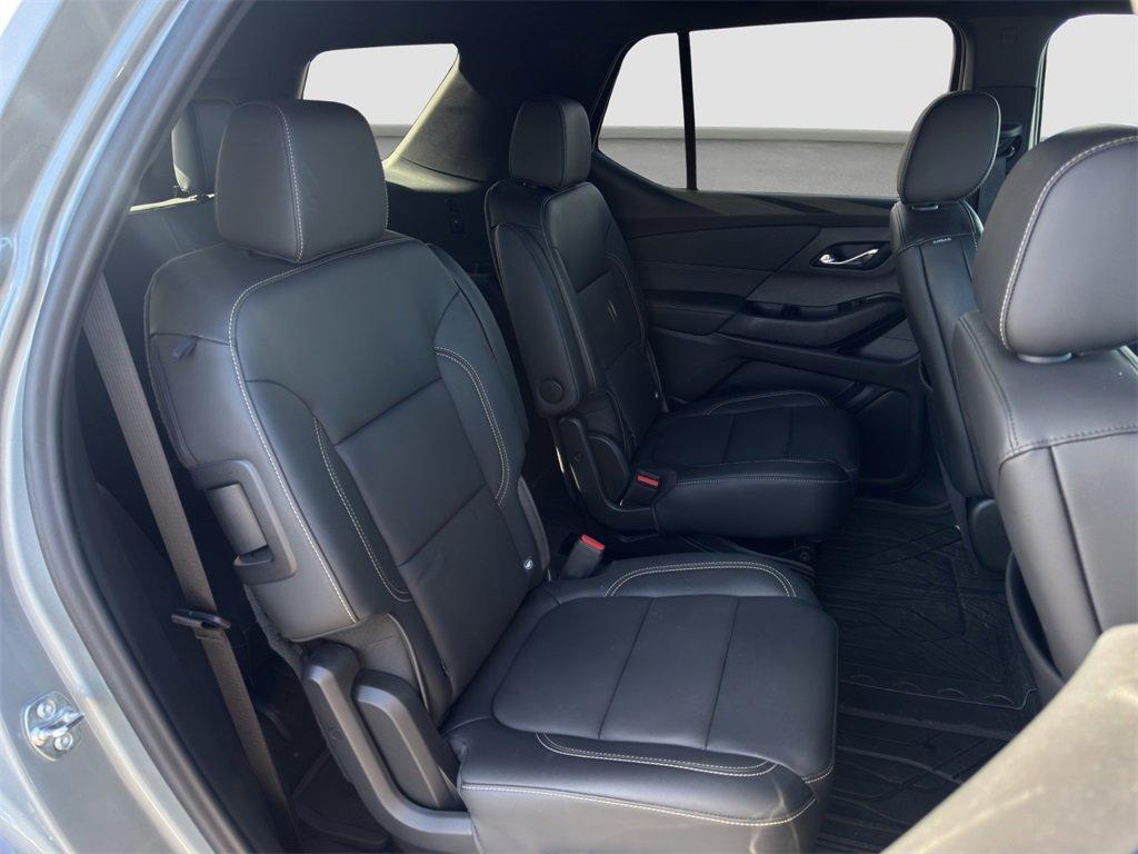used 2023 Chevrolet Traverse car, priced at $34,288