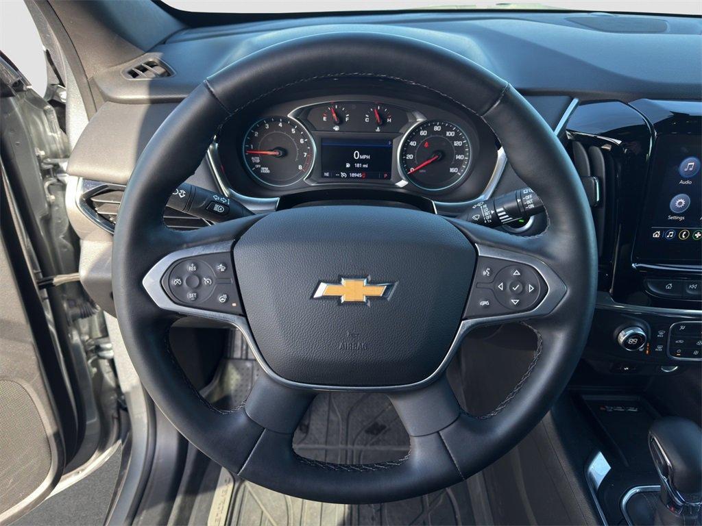 used 2023 Chevrolet Traverse car, priced at $34,288