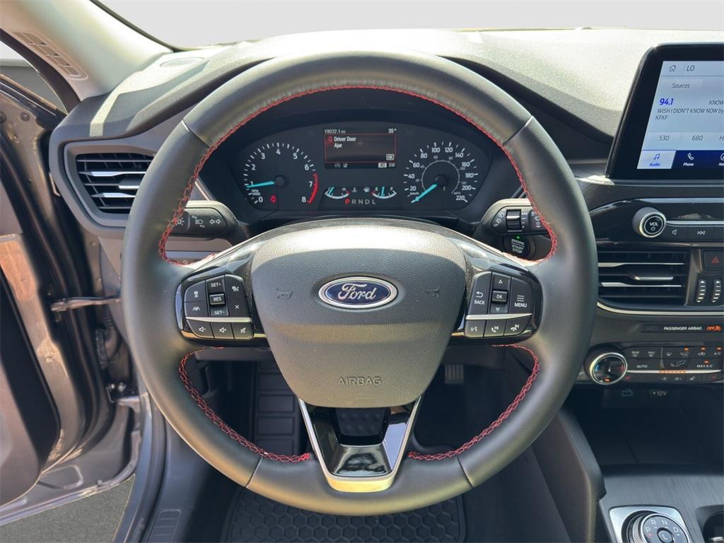 used 2022 Ford Escape car, priced at $25,988