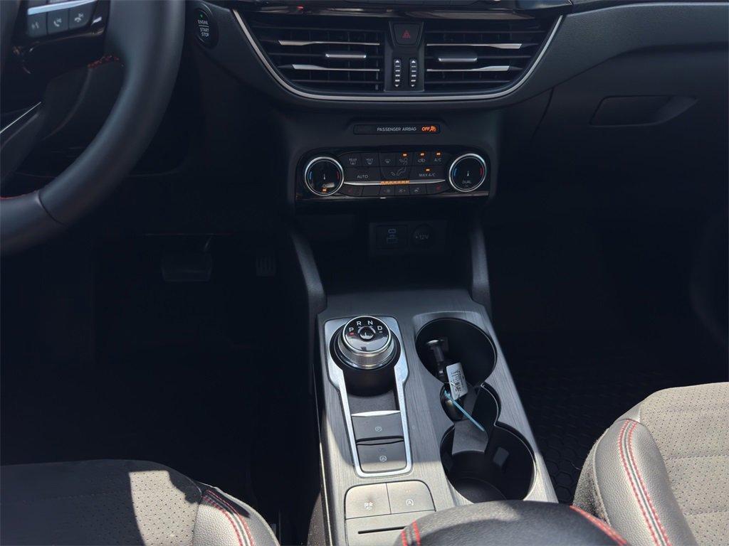 used 2022 Ford Escape car, priced at $24,162