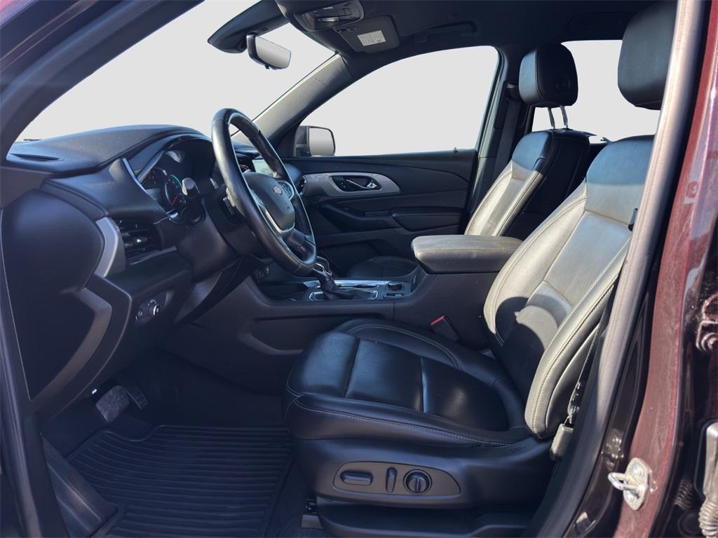 used 2023 Chevrolet Traverse car, priced at $25,297