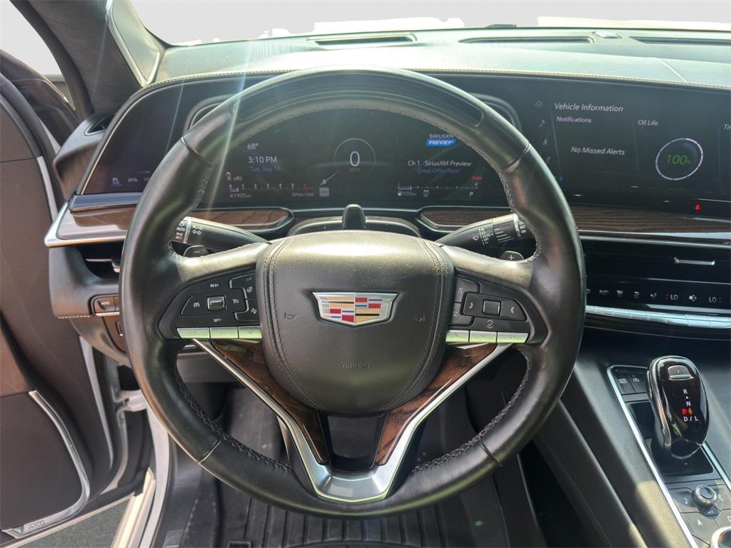 used 2022 Cadillac Escalade ESV car, priced at $58,995