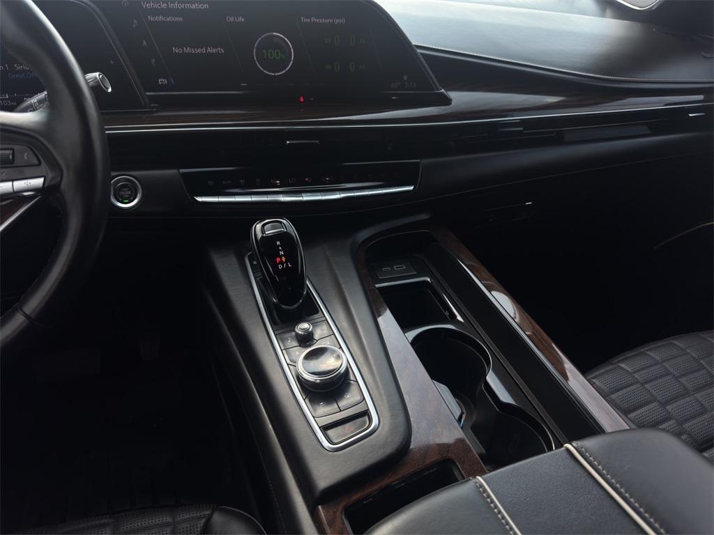 used 2022 Cadillac Escalade ESV car, priced at $58,995