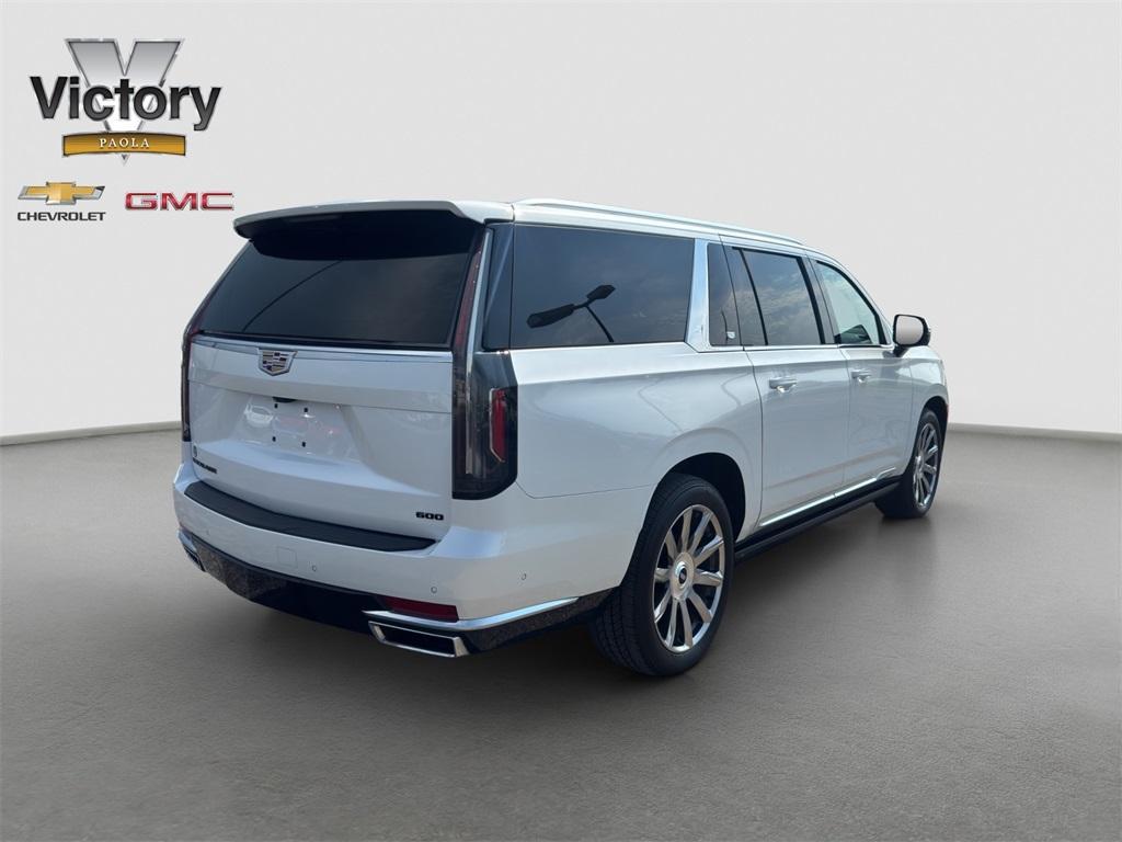 used 2022 Cadillac Escalade ESV car, priced at $58,995