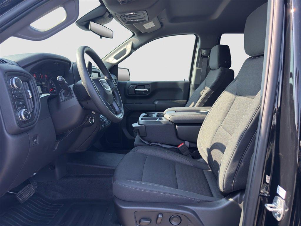 new 2025 GMC Sierra 1500 car, priced at $45,245