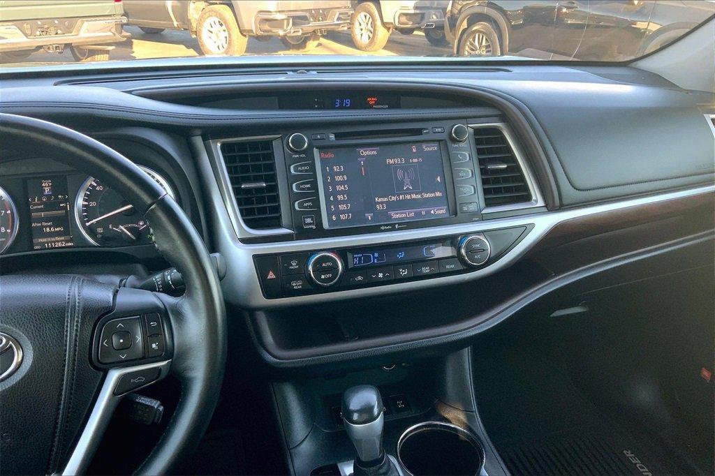 used 2015 Toyota Highlander car, priced at $18,911