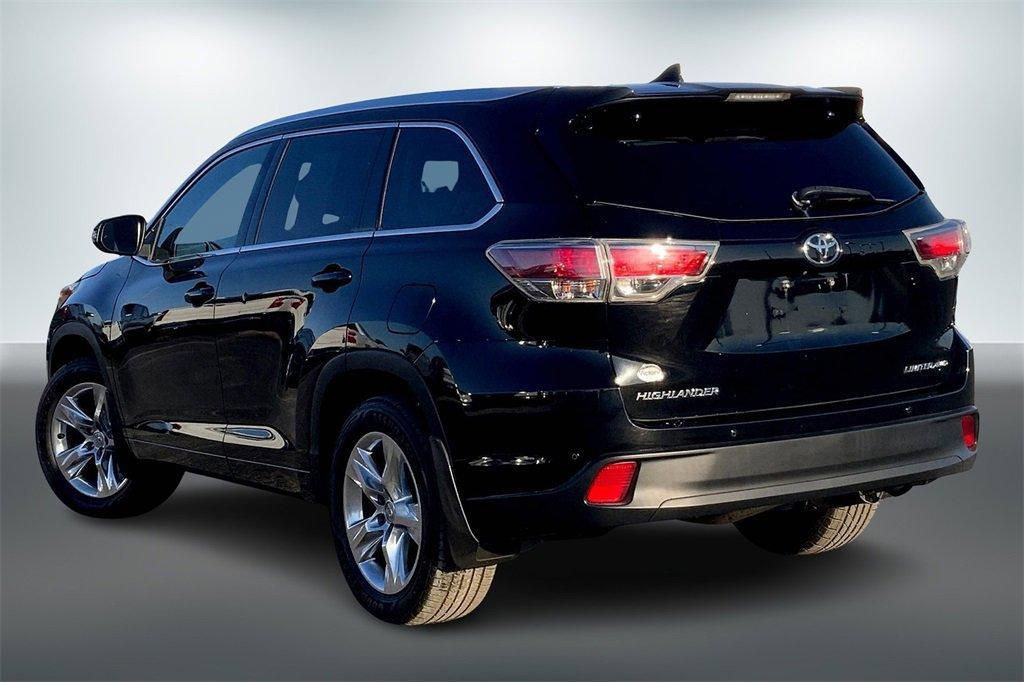 used 2015 Toyota Highlander car, priced at $18,911