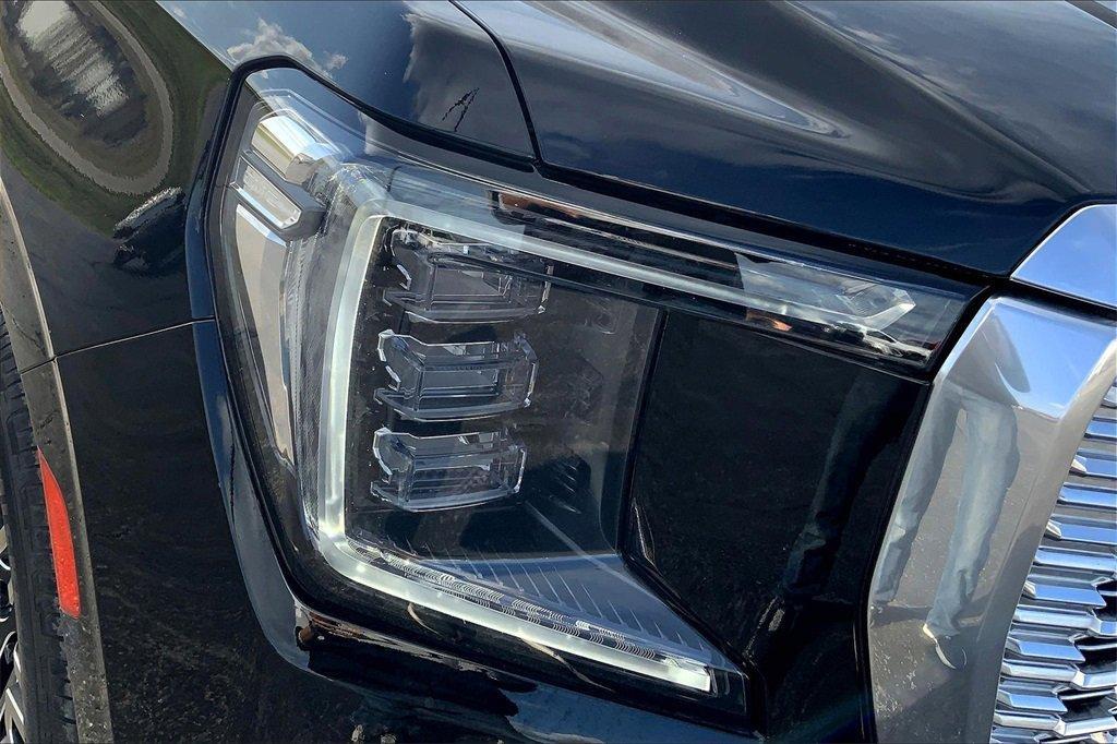used 2022 GMC Yukon XL car, priced at $50,971