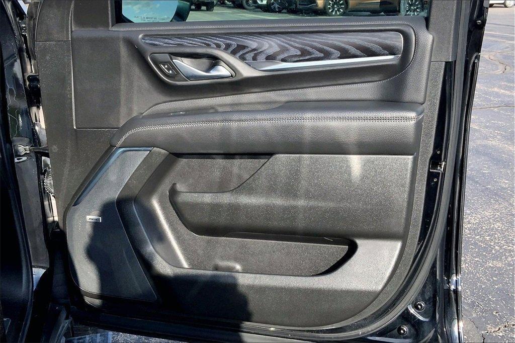 used 2022 GMC Yukon XL car, priced at $50,971