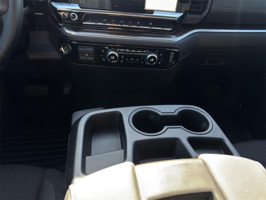 used 2025 GMC Sierra 1500 car, priced at $40,507