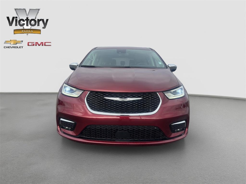 used 2023 Chrysler Pacifica Hybrid car, priced at $32,602