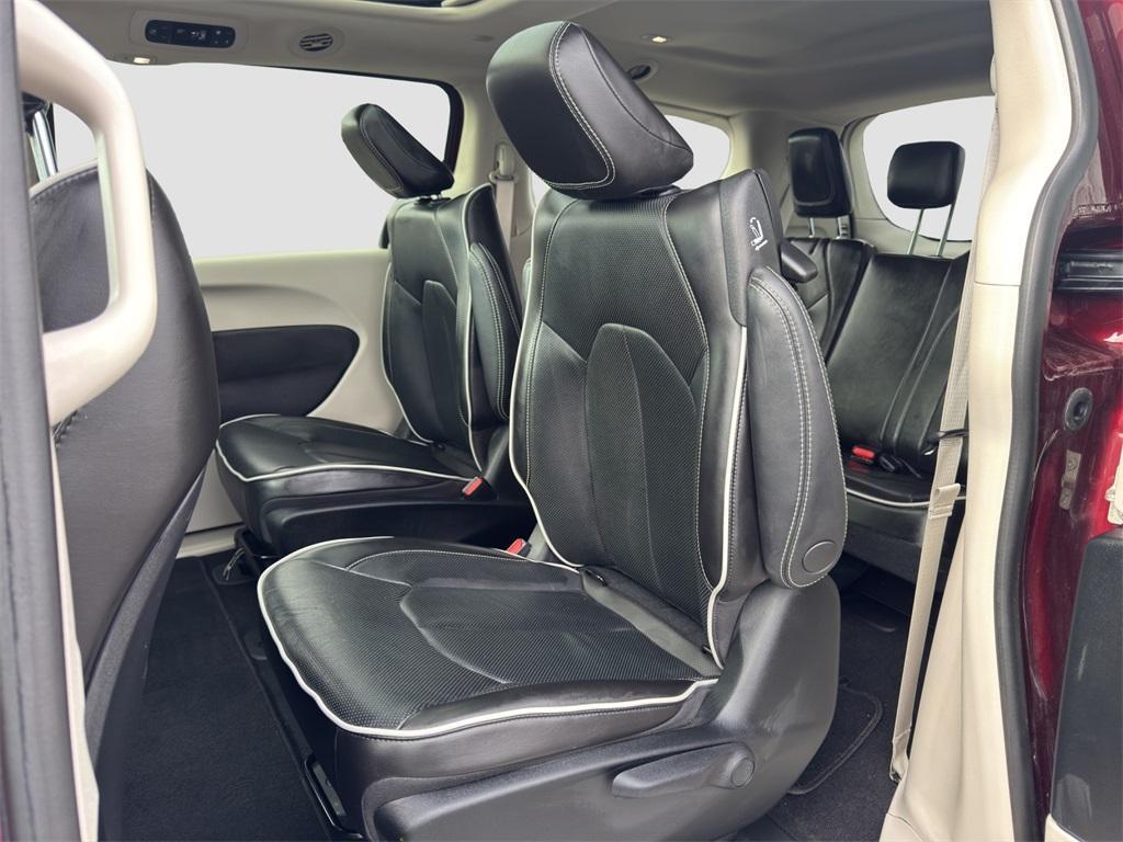 used 2023 Chrysler Pacifica Hybrid car, priced at $32,602