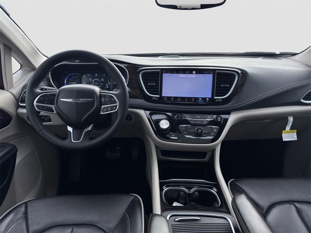 used 2023 Chrysler Pacifica Hybrid car, priced at $32,602