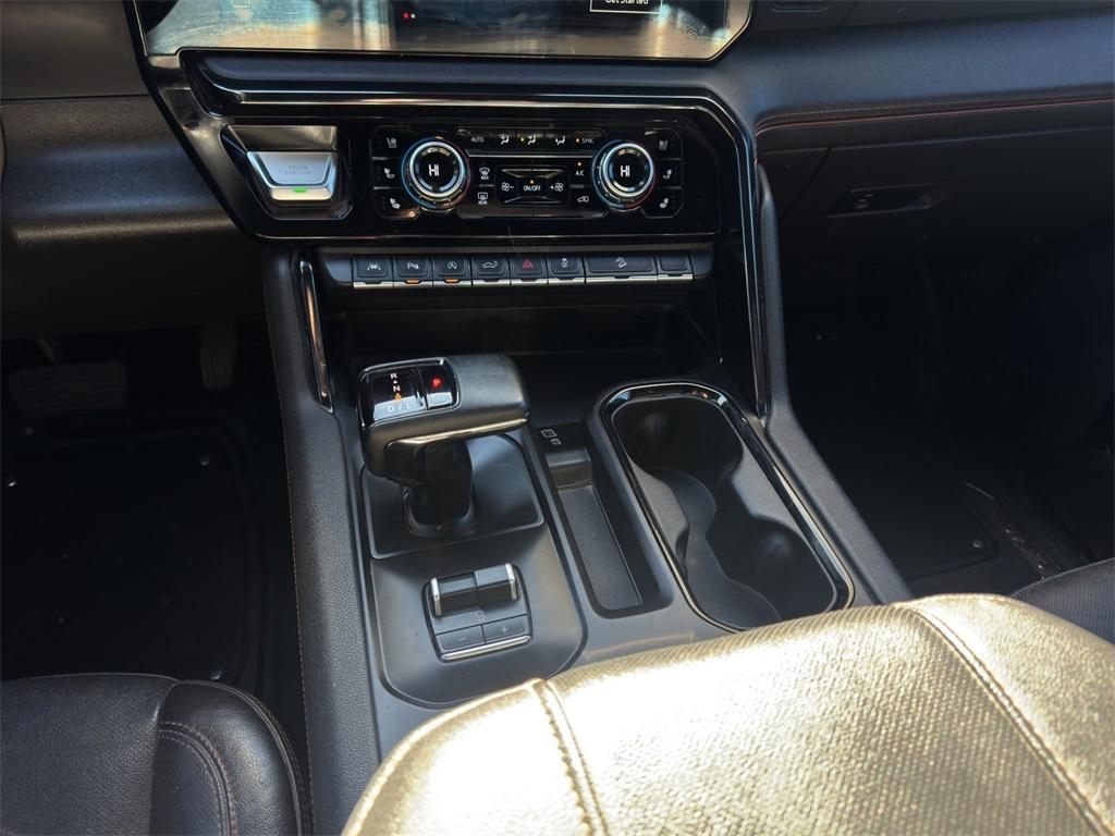 used 2023 GMC Sierra 1500 car, priced at $39,748