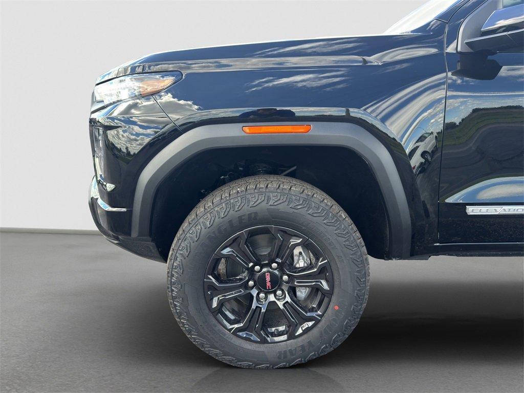 new 2025 GMC Canyon car, priced at $43,015