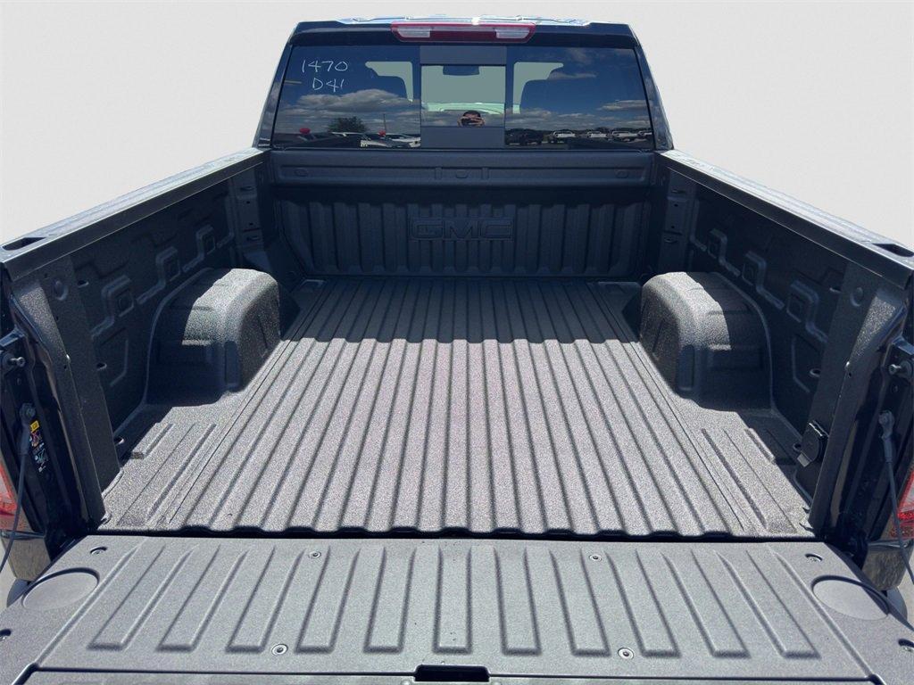 new 2026 GMC Sierra 1500 car, priced at $59,325