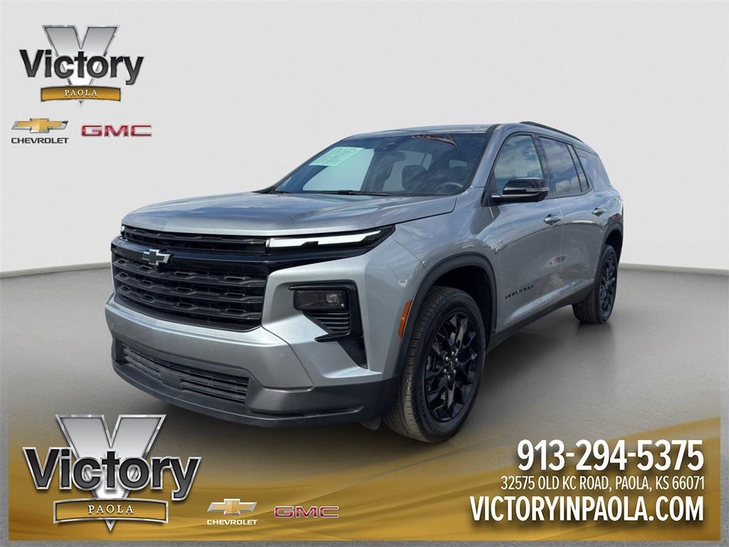 used 2024 Chevrolet Traverse car, priced at $39,431