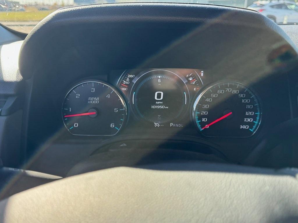 used 2017 Chevrolet Suburban car, priced at $21,989