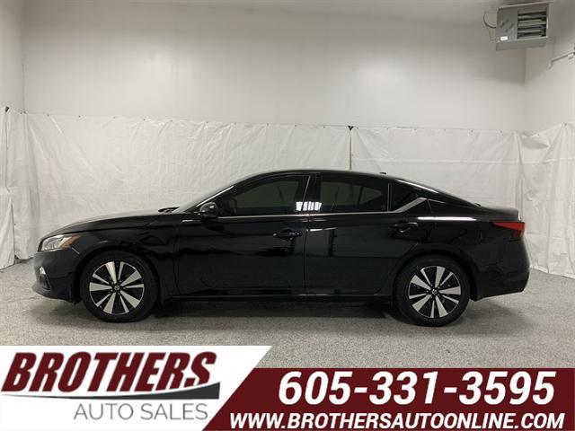 used 2022 Nissan Altima car, priced at $21,990